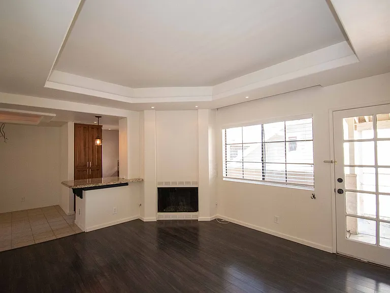 3744 Pershing Ave #4 — Photo 15