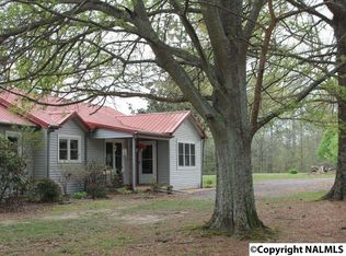 600 Sweetgum Rd, Ider, AL 35981
