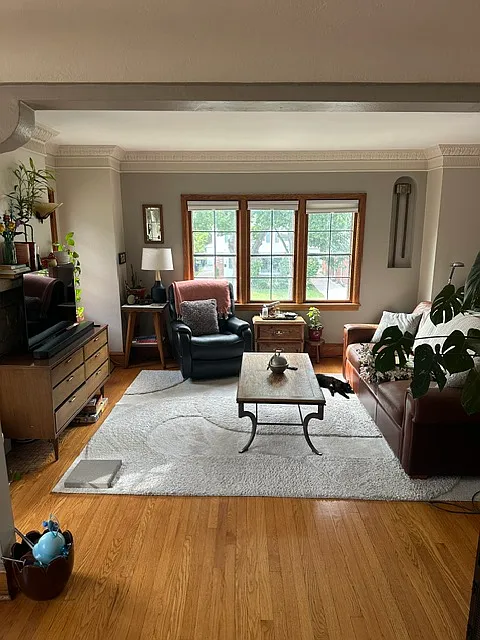 2 bed, 1200 sqft, $1,700 — Photo 3