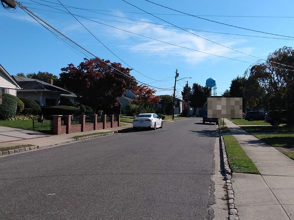 2nd image of 141 West Ave