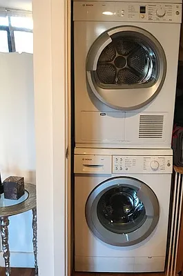 Rented by Owner | media 9