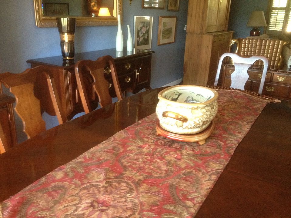 formal dining opens to deck