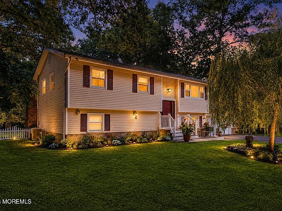 3rd image of 41 Walter Drive