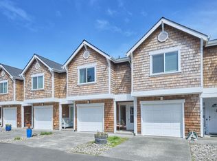 201 Ocean Beach Blvd S, Long Beach, WA 98631