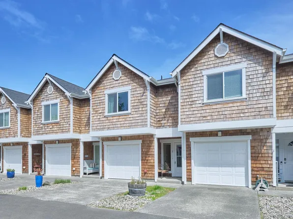 201 Ocean Beach Blvd S, Long Beach, WA 98631