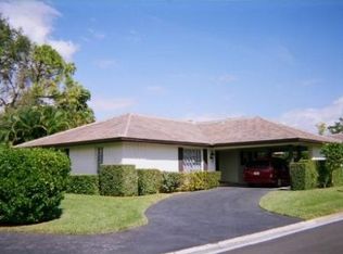 485 Forestview Dr, Atlantis, FL 33462