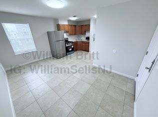 6114 Palisade Ave APT 303, West New York, NJ 07093
