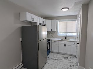 559 Sherman Pkwy #G, New Haven, CT 06511