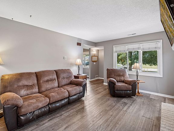 3rd image of 1748 Karis Way