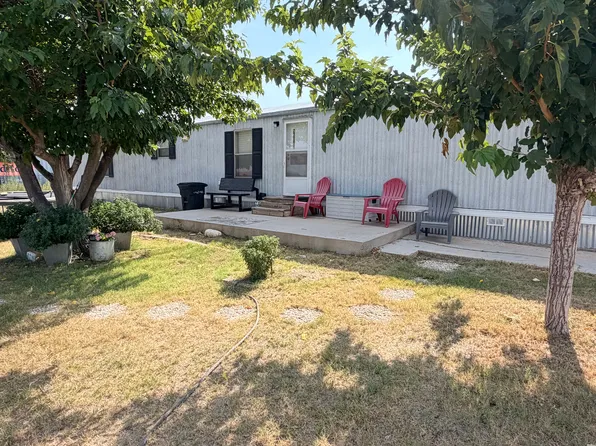 5103 Praline Dr, Carlsbad, NM 88220