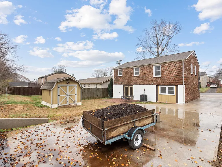 613 Nashua Ln — Photo 30