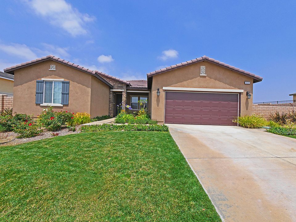 1st image of 5551 N Pinnacle Ln