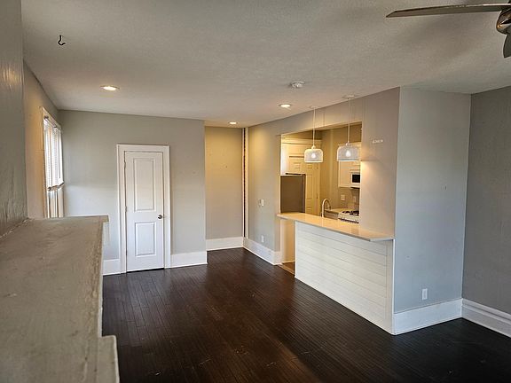 4th image of 11 W Tompkins St #11