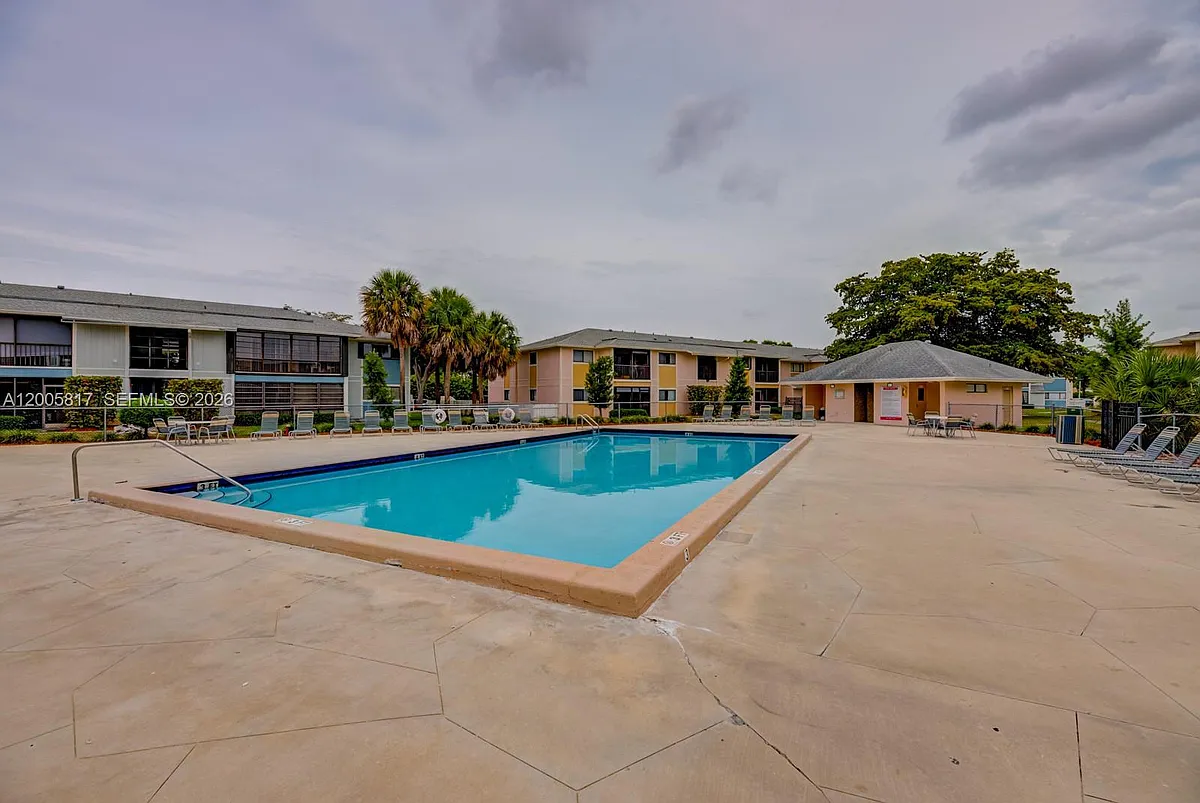 Building Photo - 9715 Hammocks Blvd #103