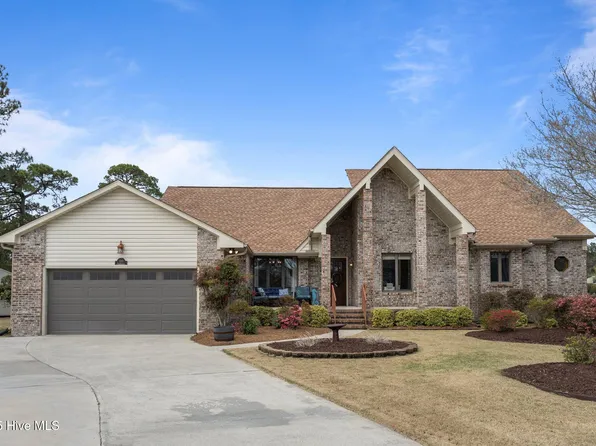 106 Bogey Court, Hampstead, NC 28443