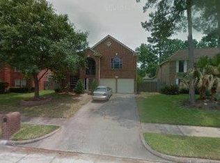 235 Castle Way Ln, Houston, TX 77015