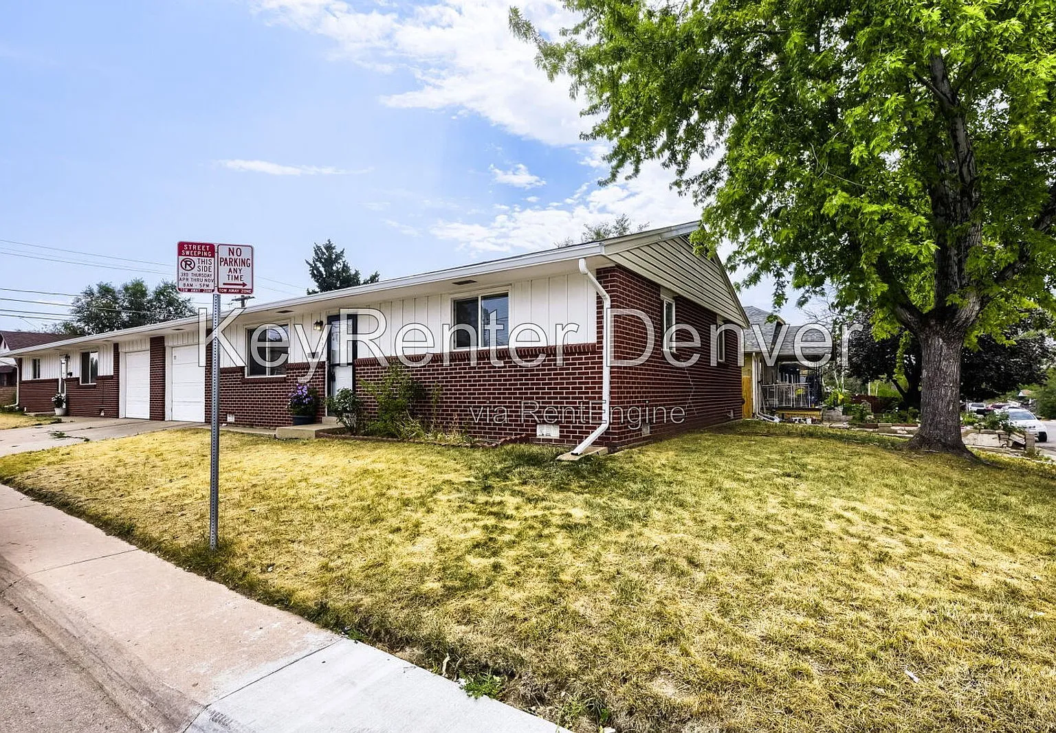 2 bed, 1.0 bath, 941 sqft, $1,800 — Photo 2