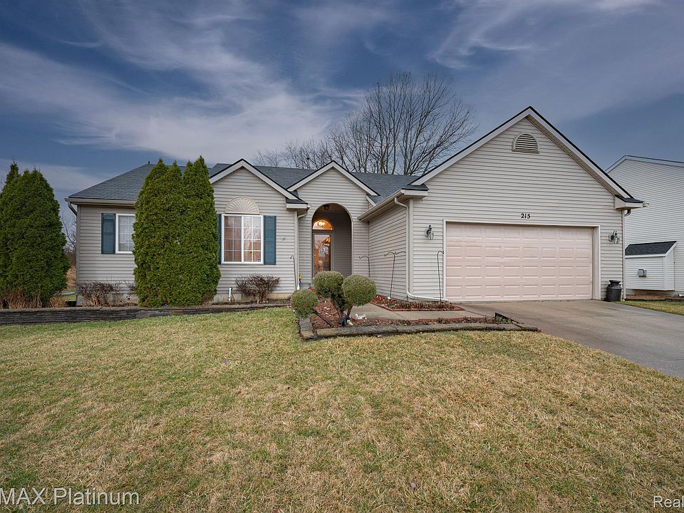 1st image of 215 Sunflower Dr