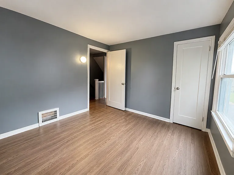 Bedroom2