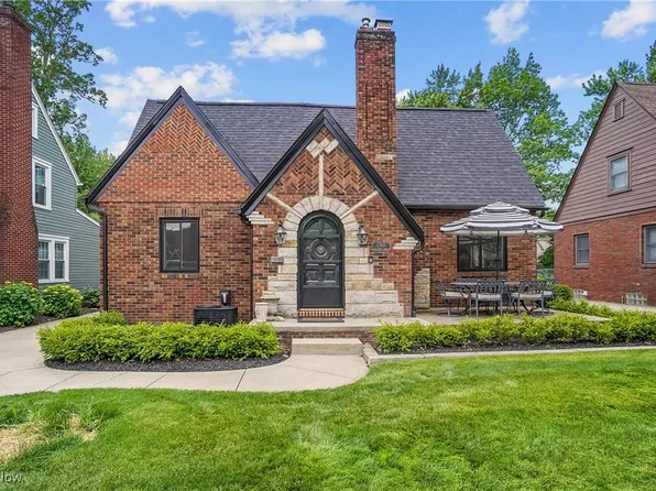2360 16th St, Cuyahoga Falls, OH 44223