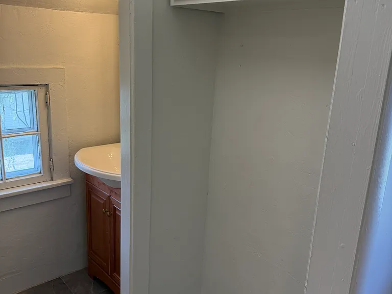 315 N Maple St — Photo 9
