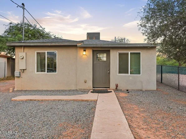 2237 S 2nd Ave, Tucson, AZ 85713