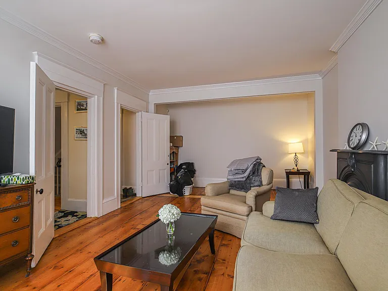 139 Spring St #3 — Photo 9