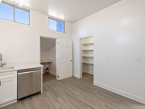 5th image of 3403 Harlan St