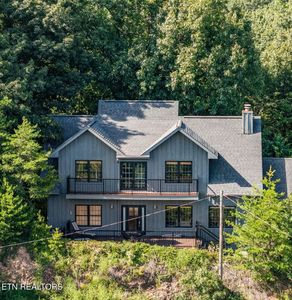 1132 E Foothills Dr, Gatlinburg, TN, 37738