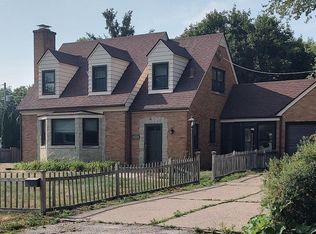 1311 33rd Ave, Moline, IL 61265