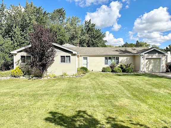 500 W Helen Rd, Palatine, IL 60067 | Zillow