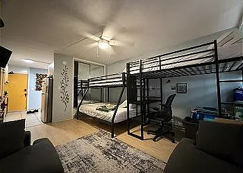 Studio, 300 sqft, $2,650 — Photo 3