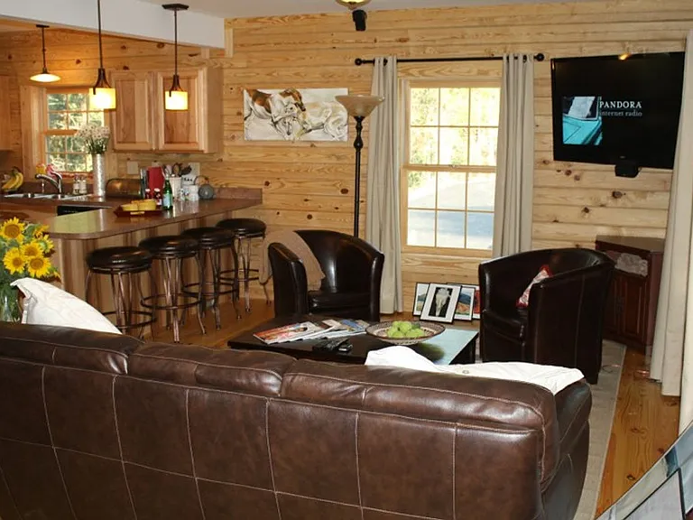 35 Lone Star Ln — Photo 2