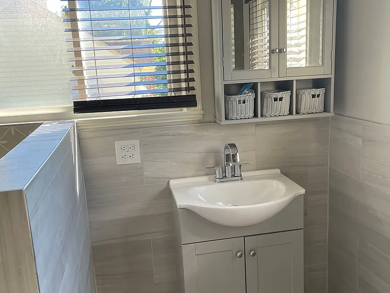 Bathroom #2