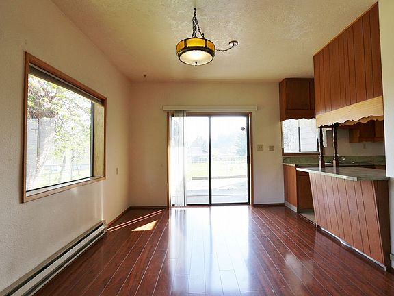 4th image of 543 Whidby Ave #B