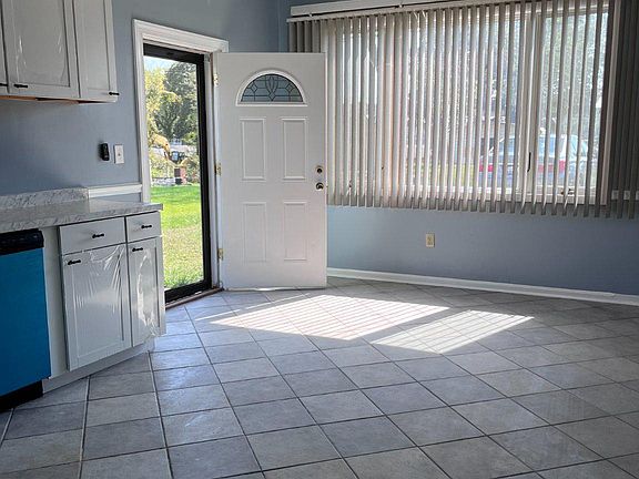 5th image of 23786 Bill Dixon Rd