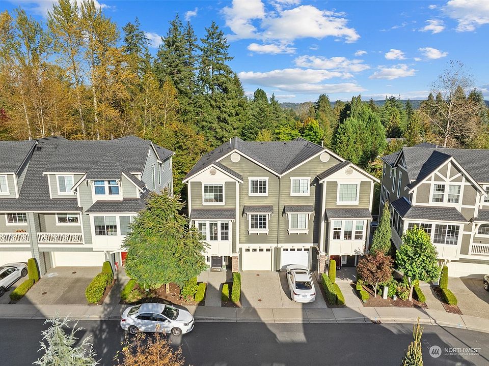 1st image of 12610 177th Avenue NE #B