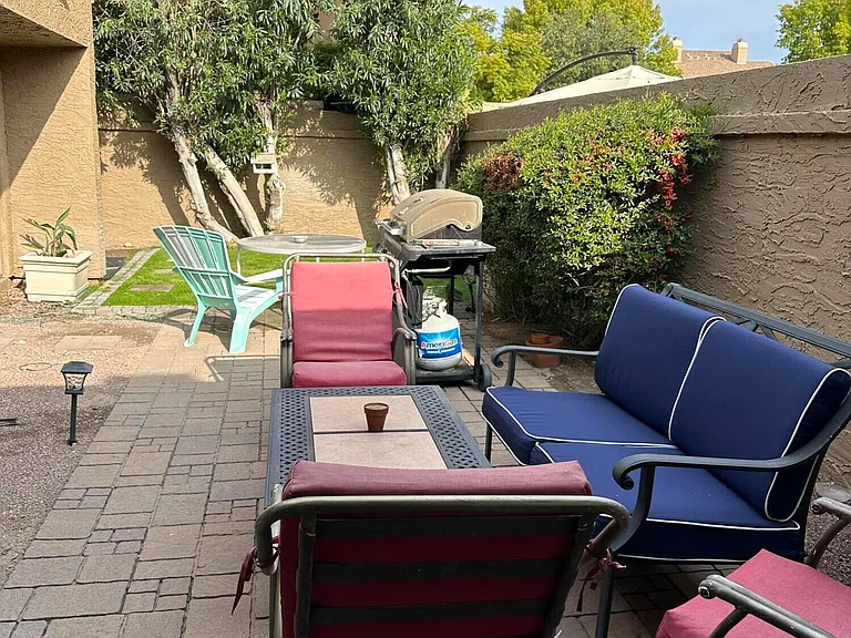 7908 E Solano Dr — Photo 17