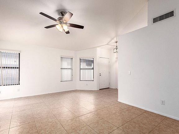 2nd image of 4704 E Lone Cactus Dr