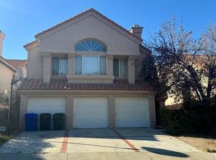 20048 Shadow Hills Ct, Saugus, CA 91390
