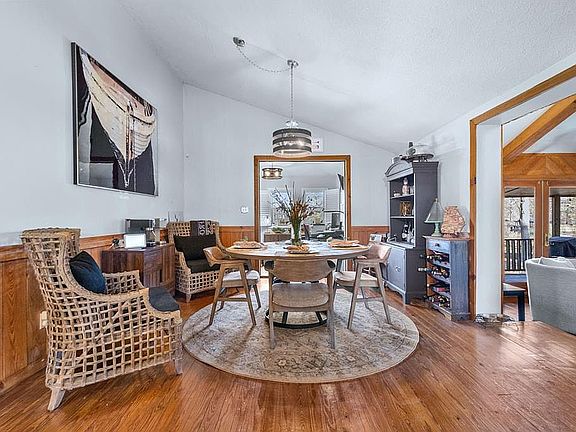 3rd image of 127 Gary Brewer Rd