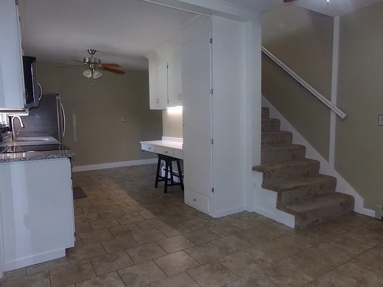 162 Middlesex Ave #1 — Photo 7