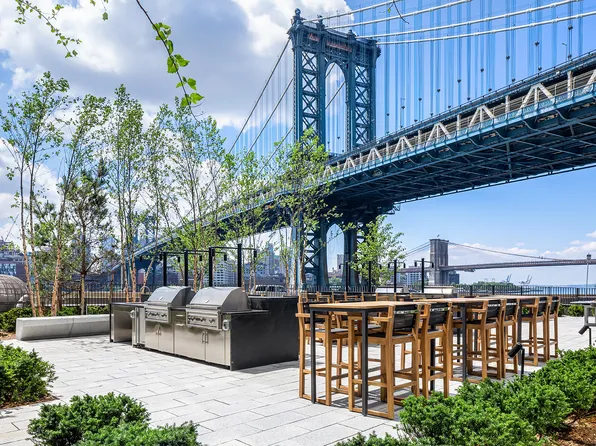 252 South Street image 58 of 74