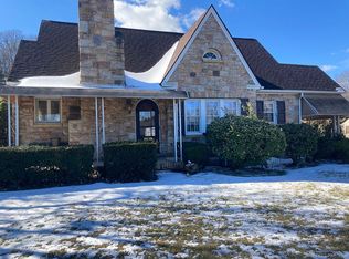 819 Valley St, Lewistown, PA 17044