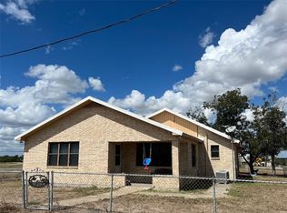 107 Rosbrock, Oakville, TX 78060