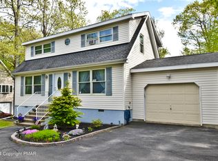 229 Dorset Rd, Tobyhanna, PA 18466