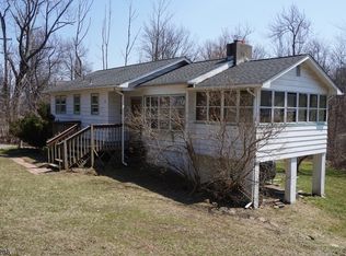 501 Pocasset Rd, Highland Lakes, NJ 07422