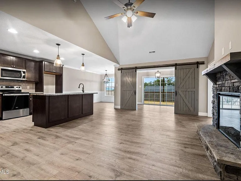3715 Parker Harrison Way — Photo 15