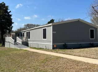 319 Legion Ct, Bryan, TX 77803