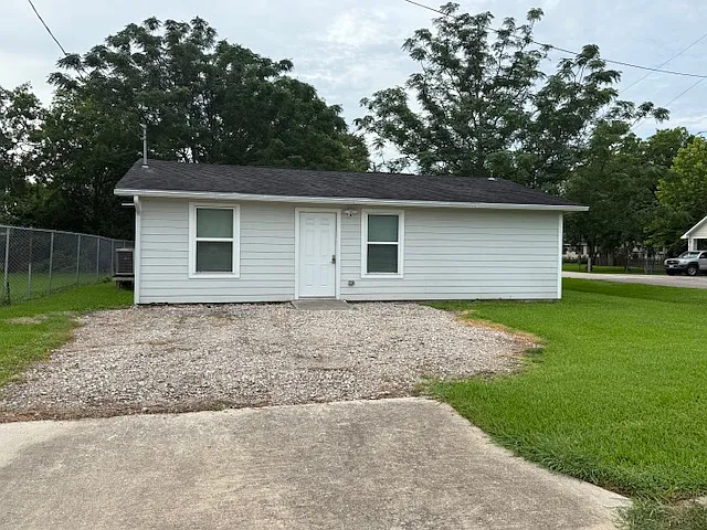 4617 FM 517 Rd E